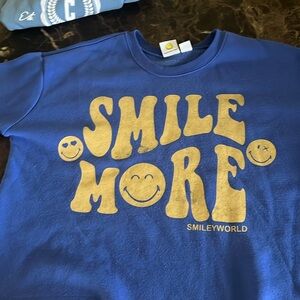 Woman’s Smiley Top